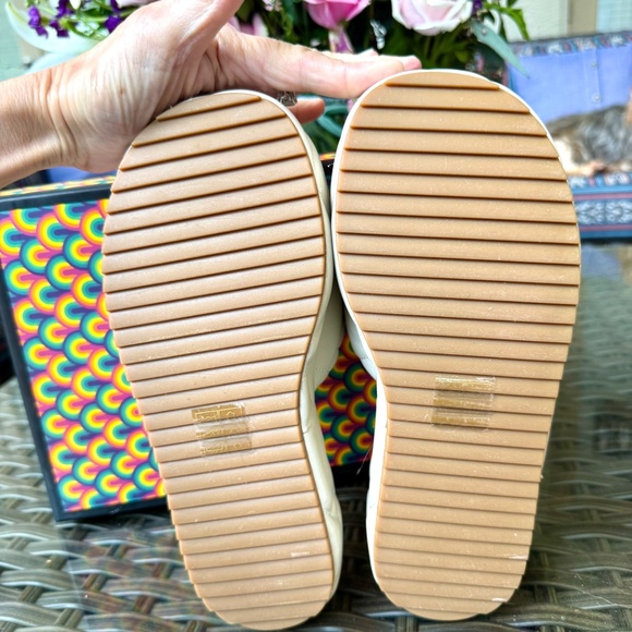 NIB Kurt Geiger Quilted London Puff Leather Slide size 7 - Picture 4 of 6